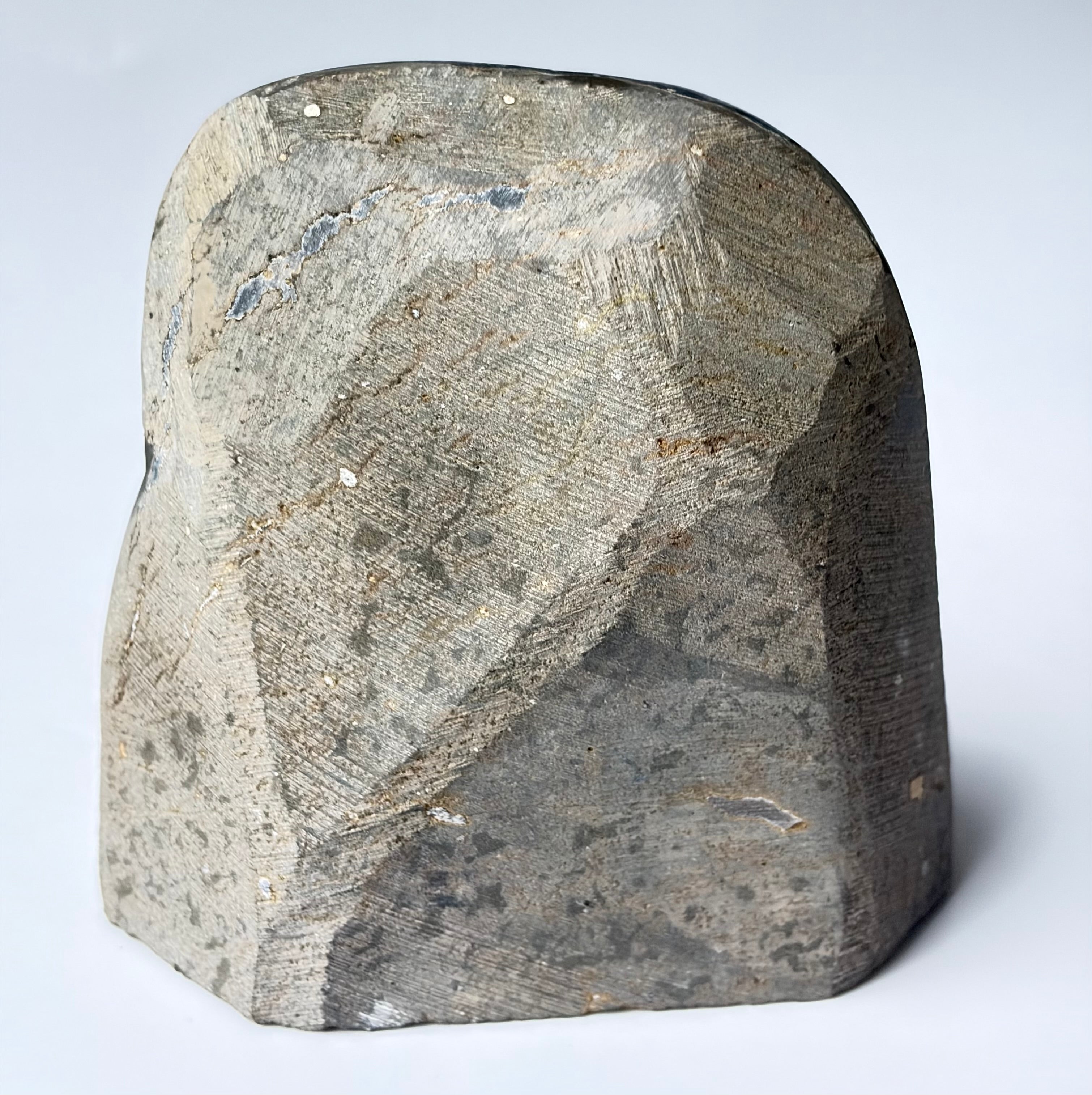 A Grade Uruguayan Amethyst Geode – Polished Cut Base (806g, 9.5cm)