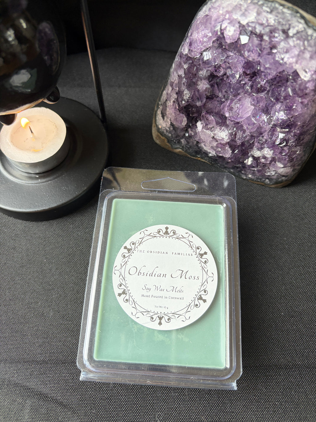 Obsidian Moss Wax Melts
Hand-Poured Soy Wax Melt | The Obsidian Familiar