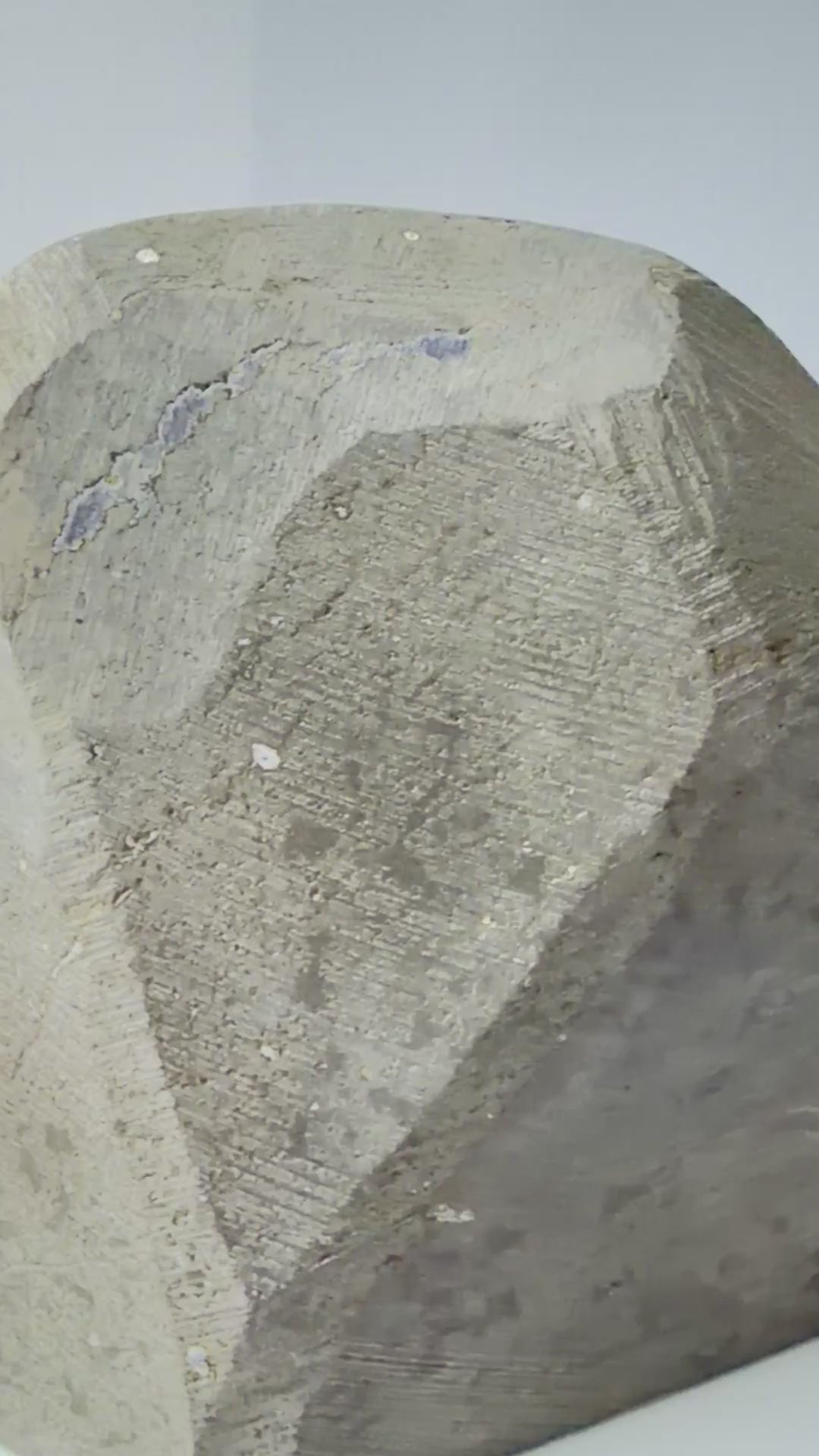 A Grade Uruguayan Amethyst Geode – Polished Cut Base (806g, 9.5cm)